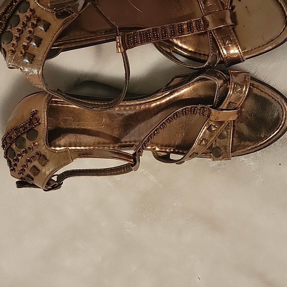 Shoes - Picture 8 of 8